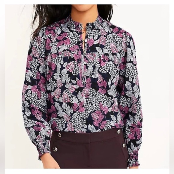 NWT Loft Leafed Smocked Button Blouse Cotton Size XL - Picture 1 of 12